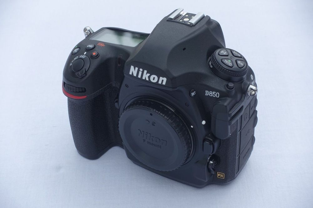 Nikon D850 in de originele verpakking