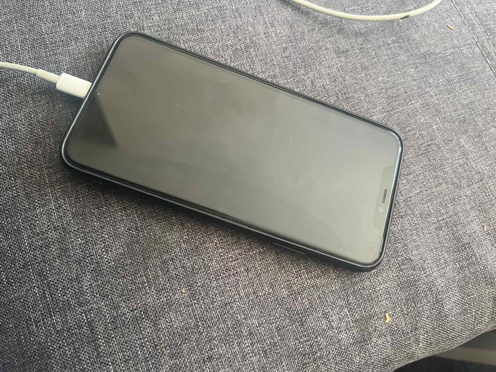 iPhone 11 Pro Max grey