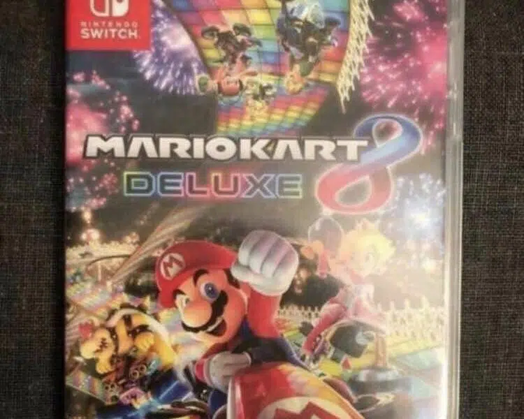 Mario kart 8 Deluxe Nintendo Switch