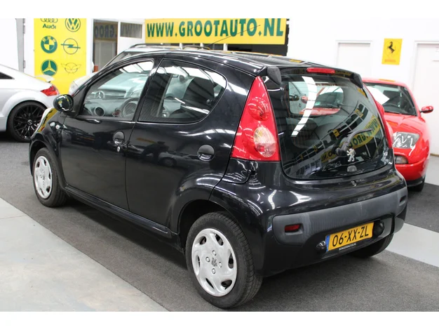 Peugeot 107 1.0-12V XR NAP, Stuurbekrachtiging