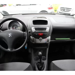 Peugeot 107 1.0-12V XR NAP, Stuurbekrachtiging