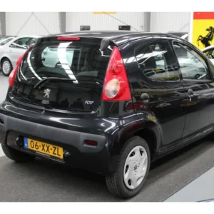 Peugeot 107 1.0-12V XR NAP, Stuurbekrachtiging