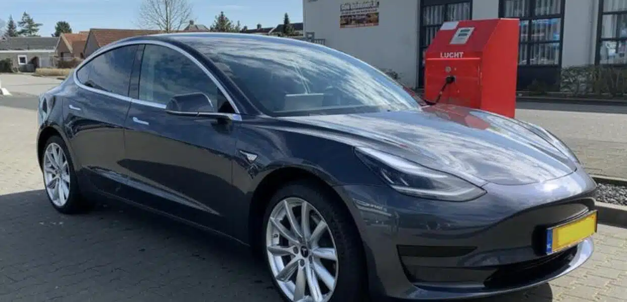 Tesla model 3RDW