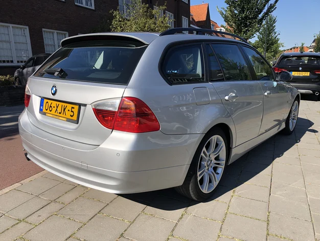 BMW 3-Serie Touring 318i Business Line airco