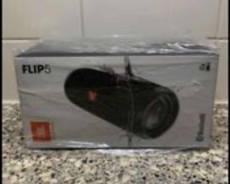 JBL Flip 5 nieuw in doos zit nog dicht