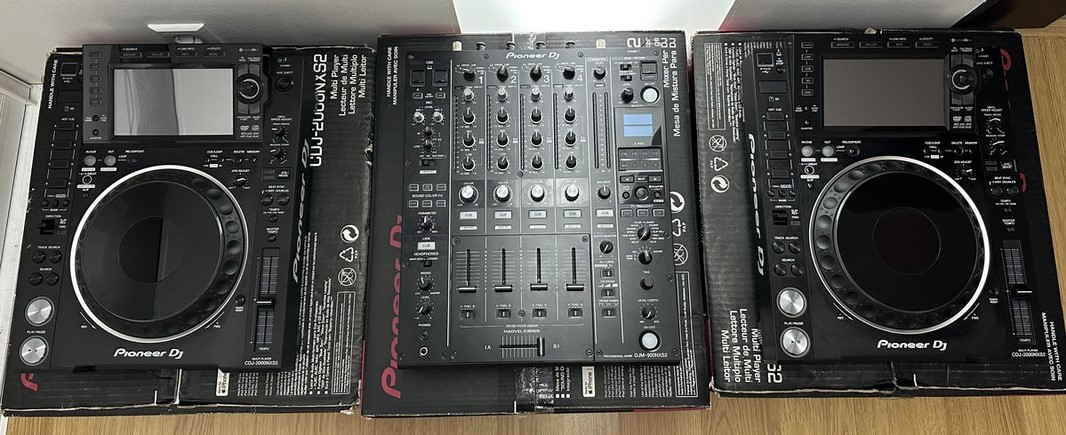 Pioneer CDJ 2000NXS2, Pioneer DJM 900NXS2, Pioneer CDJ-3000