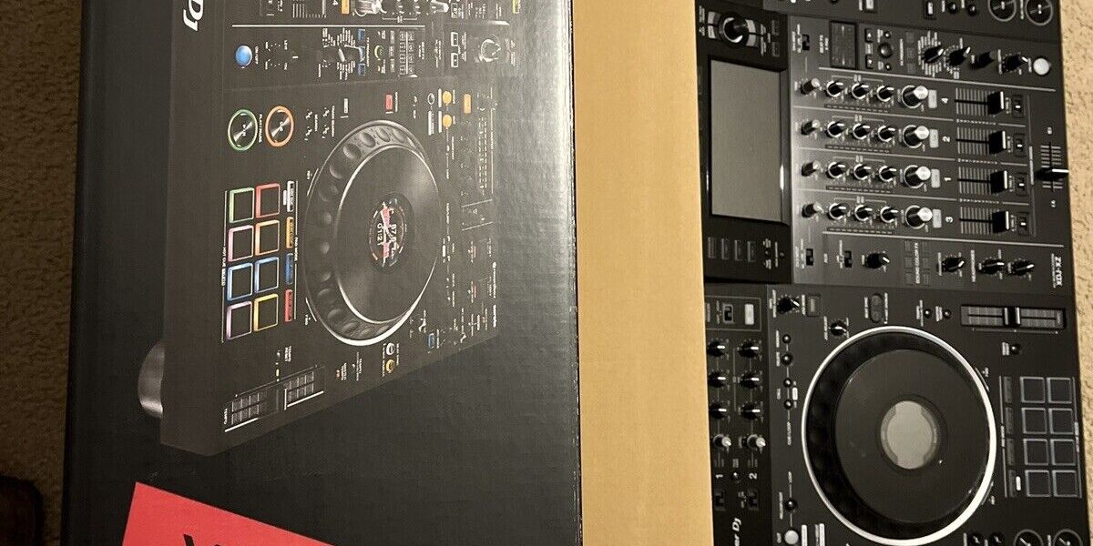 Pioneer CDJ-3000, Pioneer DJM-A9, CDJ 2000NXS2, DJM 900NXS2