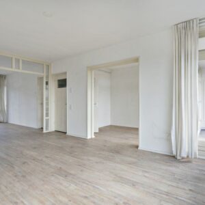 te huur ruim 3 kamer appartement Robijnstraat, Breda