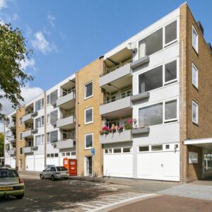 te huur ruim 3 kamer appartement Robijnstraat, Breda