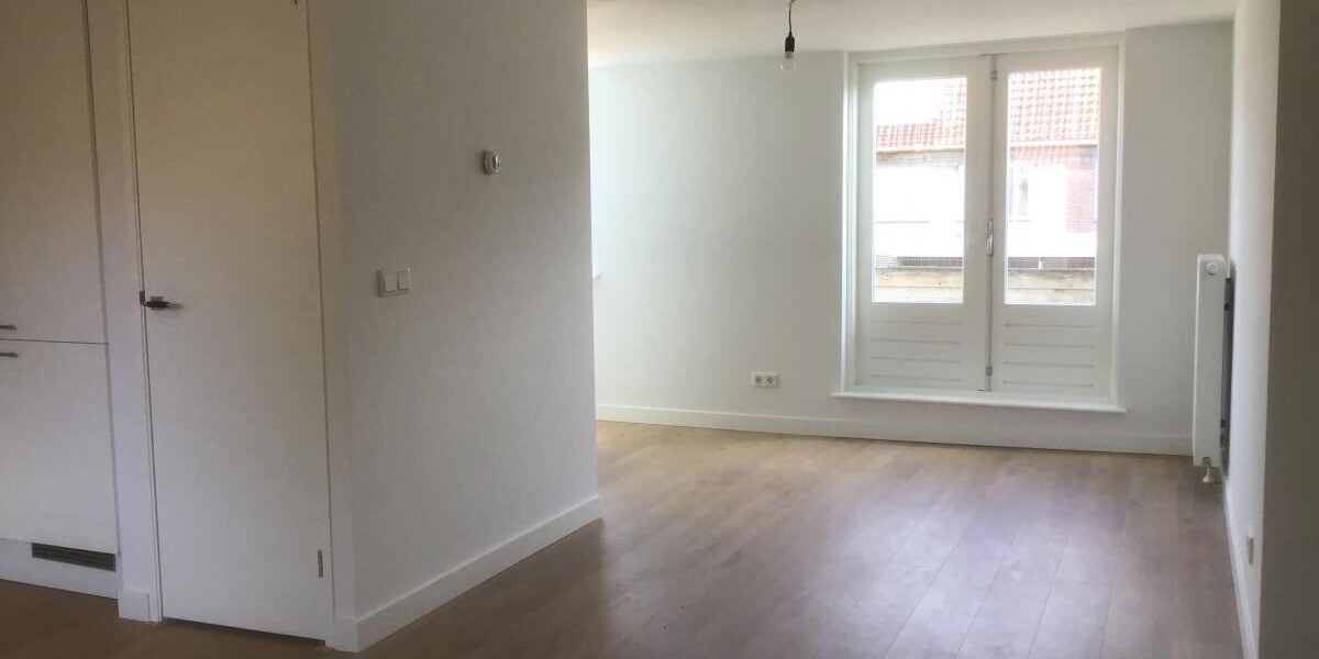 te huur 3 kamer appartement Haarlemmermeerstraat, Amsterdam