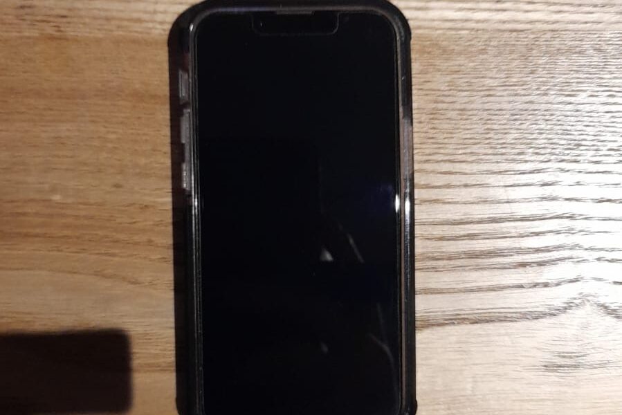 Apple iPhone 13 mini+apple Watch se 2022