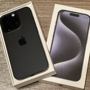 Apple iPhone 15 Pro = 600 EUR , iPhone 15 Pro Max = 650 EUR