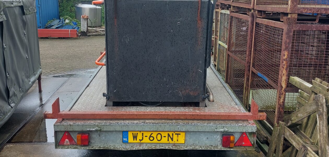 ❗️❗️Te Koop: Generator met Afneembare (las) tent❗️❗️