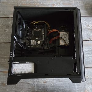 Pc te koop, moederbord, geheugen, ssd, geen processor