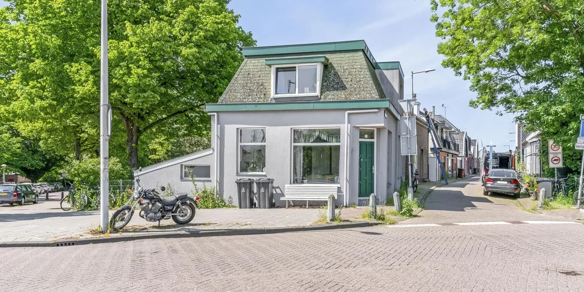 Te huur: Kamer Oostzanerdijk in Amsterdam